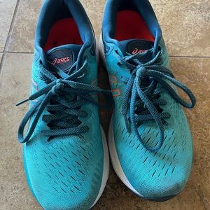 ASICS Gel Kayano 27 women’s  - size 9